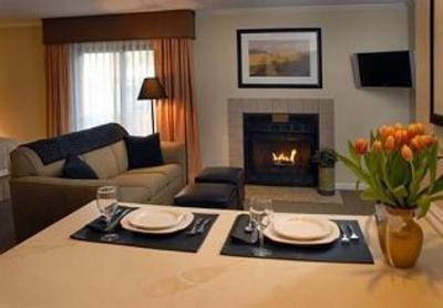 фото отеля Chase Suite Hotel Kansas City Airport