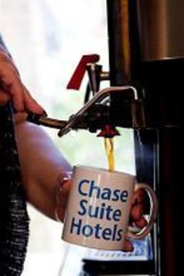 фото отеля Chase Suite Hotel Kansas City Airport