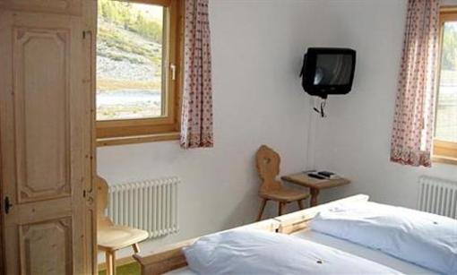 фото отеля Hotel Roseg Gletscher