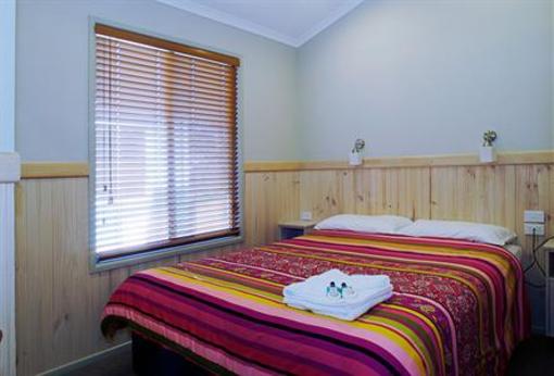 фото отеля Shoal Bay Holiday Park Accommodation Port Stephens