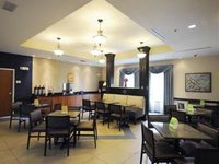 La Quinta Inn & Suites Indianapolis Airport Plainfield
