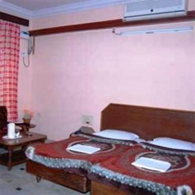 фото отеля Kannika International Hotel Kushalanagara