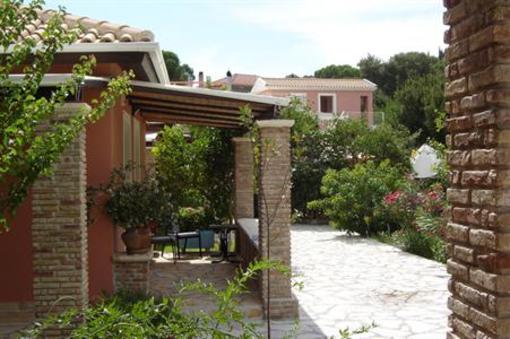 фото отеля George House Lygia