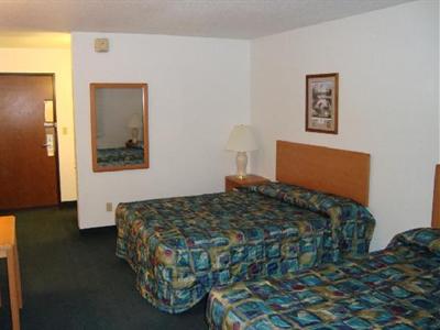 фото отеля Americas Best Value Inn Grand Forks