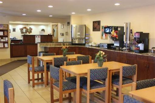 фото отеля Americas Best Value Inn Grand Forks