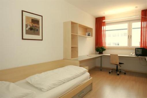 фото отеля Kolpinghaus Bozen