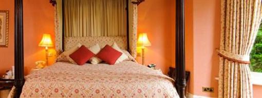 фото отеля Glen-yr-Afon House Hotel