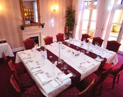 фото отеля Glen-yr-Afon House Hotel
