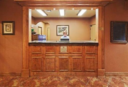 фото отеля Candlewood Suites Tulsa