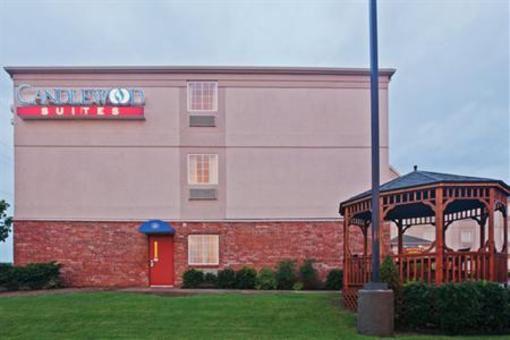 фото отеля Candlewood Suites Tulsa