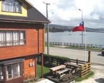 фото отеля Hostal y Cabanas Vista al Mar
