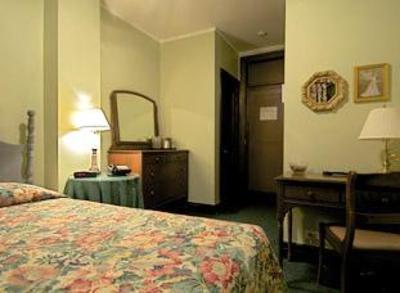 фото отеля Margarita European Inn