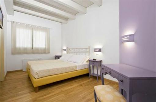 фото отеля L'Orso e l'Ape B&B