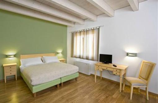 фото отеля L'Orso e l'Ape B&B