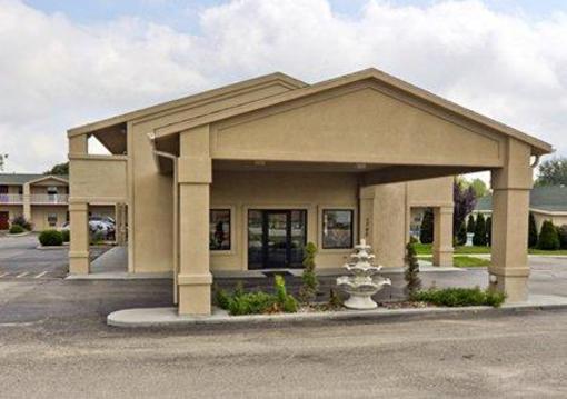 фото отеля Quality Inn & Suites Big Rapids