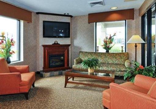 фото отеля Quality Inn & Suites Big Rapids