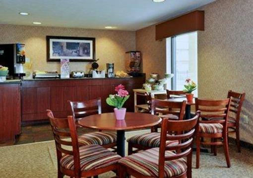 фото отеля Quality Inn & Suites Big Rapids