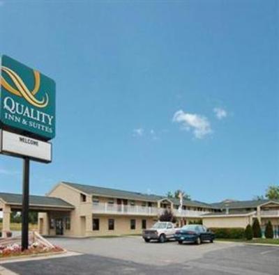 фото отеля Quality Inn & Suites Big Rapids