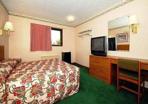фото отеля Econo Lodge Mitchell