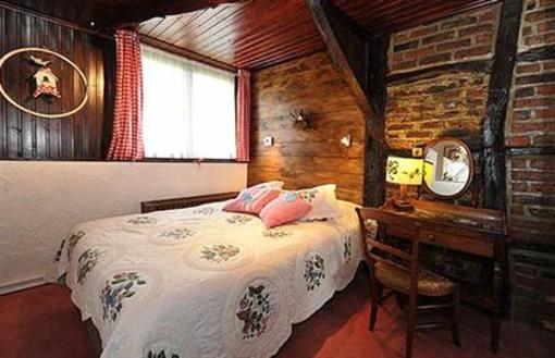 фото отеля Le Relais du Crouly