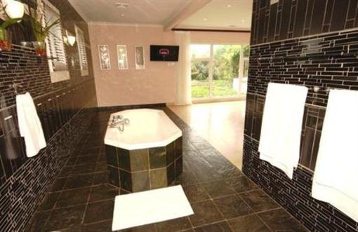 фото отеля Chartwell Guest House