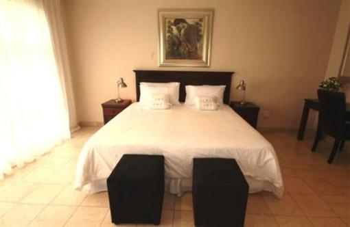 фото отеля Chartwell Guest House