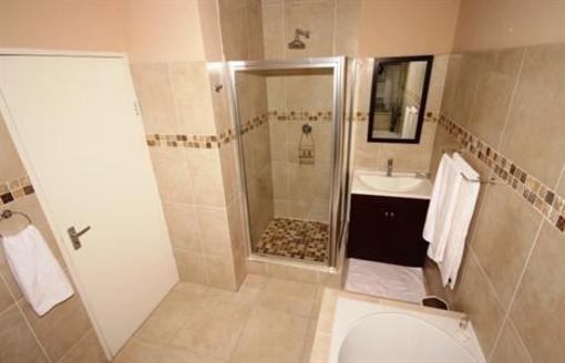 фото отеля Chartwell Guest House