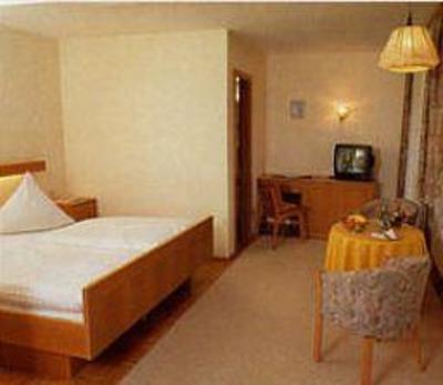 фото отеля Hotel Traube Lossburg