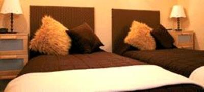 фото отеля The Croppers Arms Residential Inn