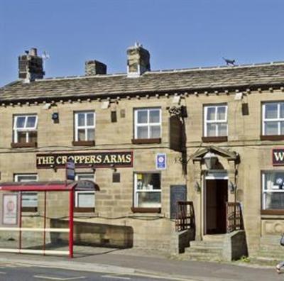 фото отеля The Croppers Arms Residential Inn