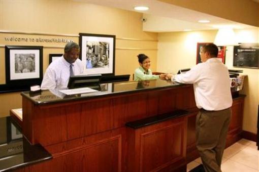 фото отеля Hampton Inn Akron Fairlawn