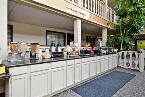 фото отеля Best Western Fox Valley Inn