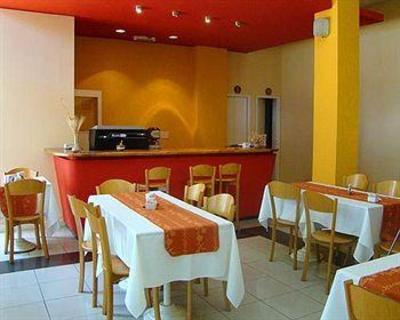 фото отеля Hotel Puerta Del Sol Mendoza
