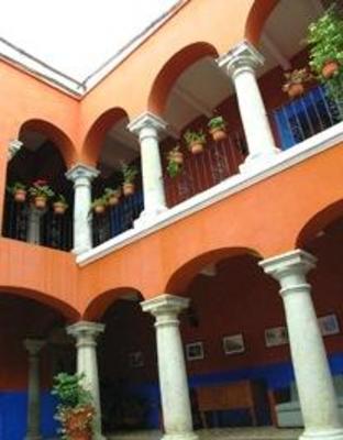 фото отеля Casa de Siete Balcones