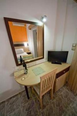 фото отеля Akti Liakada Hotel