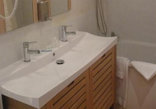 фото отеля La Taverne ML Hotel Trouville-sur-Mer