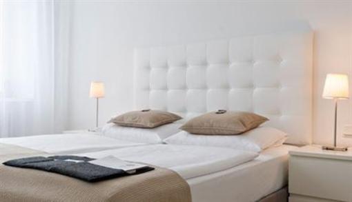 фото отеля Burgblickhotel Bernkastel-Kues