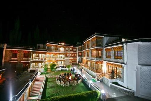 фото отеля Hotel Spic-N-Span