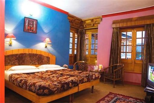 фото отеля Hotel Spic-N-Span
