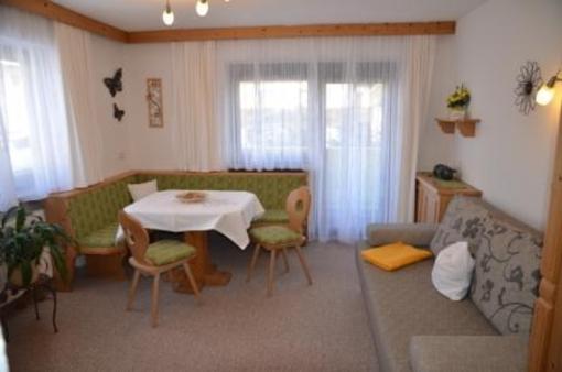 фото отеля Apartmenthaus Bader Leutasch