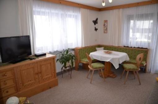 фото отеля Apartmenthaus Bader Leutasch