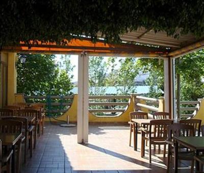 фото отеля Camping Presa de la Viñuela Bungalows