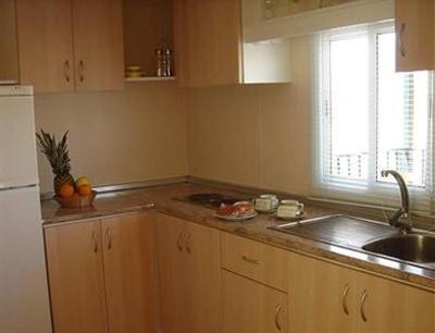 фото отеля Camping Presa de la Viñuela Bungalows