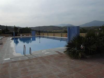 фото отеля Camping Presa de la Viñuela Bungalows