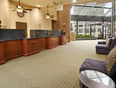 фото отеля Ramada Hotel Waterloo (Iowa)