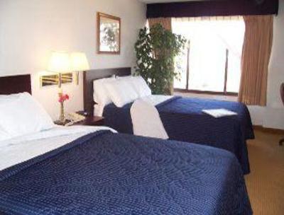 фото отеля Ramada Hotel Waterloo (Iowa)