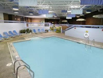 фото отеля Ramada Hotel Waterloo (Iowa)
