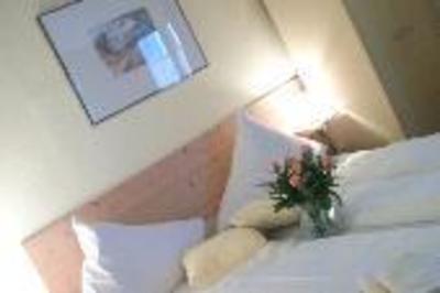 фото отеля Hotel Gasthof Altes Schutzenhaus Obercunnersdorf