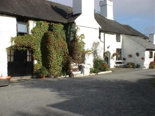 фото отеля Dolgun Uchaf Bed & Breakfast Dolgellau