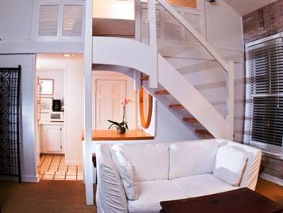 фото отеля Simonton Court Historic Inn and Cottages Key West